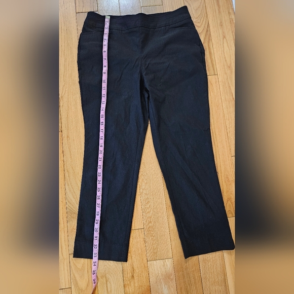 Chico's Women's Capri Pants Size 0.5 - Picture 3 of 9
